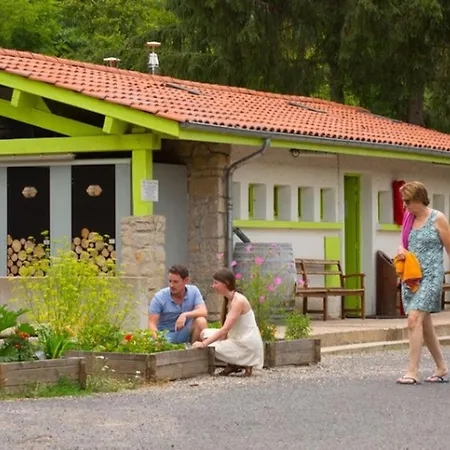 Mobil-home Avec Terrasse - 6 Pers. - Api-1-52-2978 *